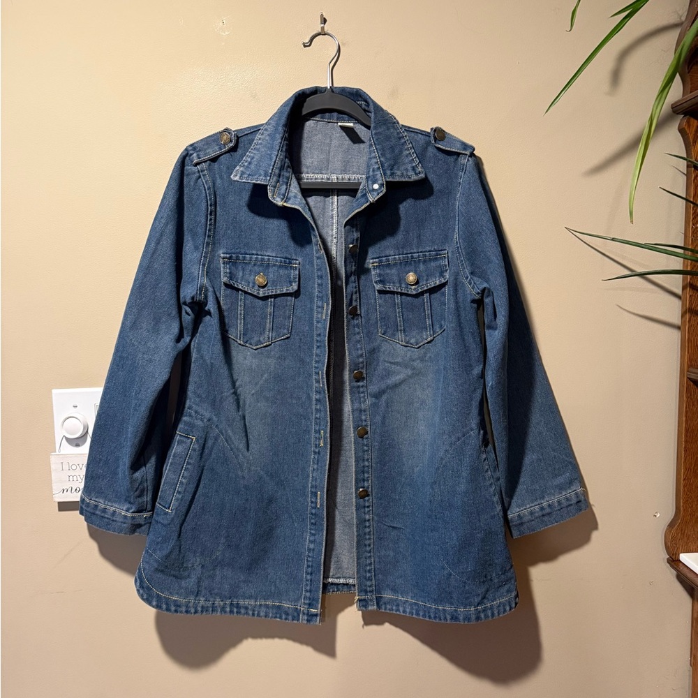 Blue Denim Jean Jacket, Fits Size Small - Picture 9 of 16